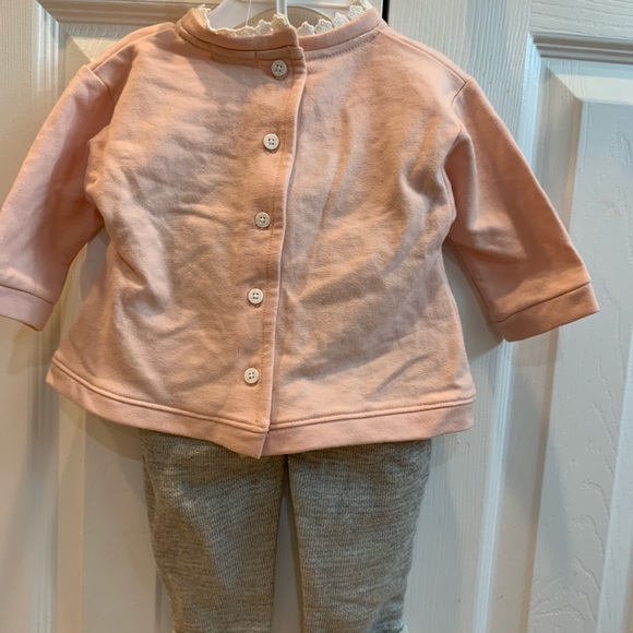 outfit - Picture 2 of 3